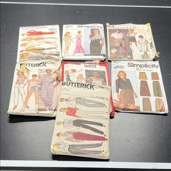 Vintage Sewing Pattern Collection - Picture 6 of 6